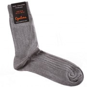 Chaussettes grises à côtes