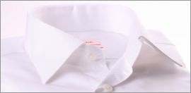 Chemise blanche à poignets mousquetaires tissu gabardine