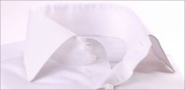 Chemise blanche tissu à petits chevrons
