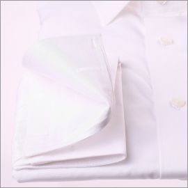 Chemise blanche à poignets mousquetaires tissu popeline