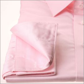 Chemise rose tissu gabardine à poignets mousquetaires