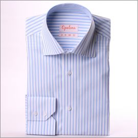 Chemise à rayures bleues et blanches