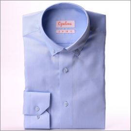 Chemise bleue à col boutonné