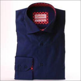 Chemise bleu marine à col et poignets à motifs losanges bleus sur fond rose