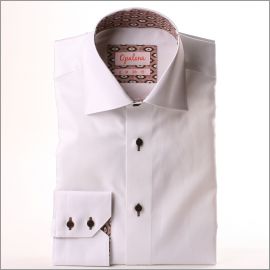 Chemise blanche à col et poignets à motifs fleuris géométriques beiges et marrons