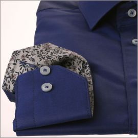 Chemise bleu marine à col et poignets à motifs fleuris gris