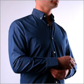Chemise en jean à col boutonné