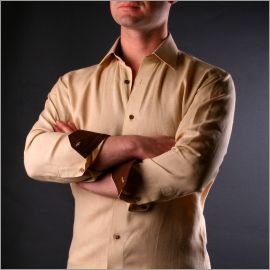 Chemise en lin beige à col et poignets à motifs marrons