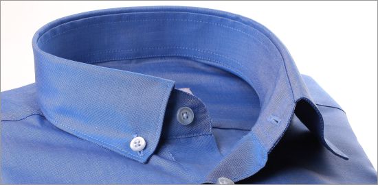 Chemise bleu moyen à col boutonné