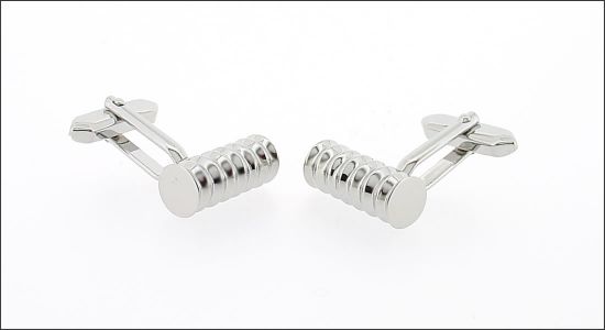 Cylinder cufflinks with striations