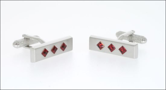 Rectangle with 3 Siam crystals