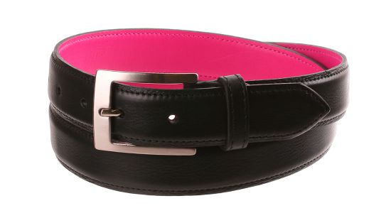 Ceinture en cuir noir à revers fuchsia