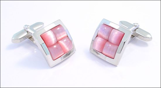 Embossed frame cufflinks with four pink cat's eye