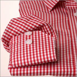 Chemise à carreaux rouges